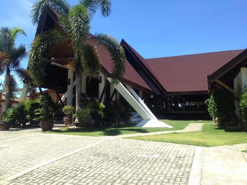 Boffo Resort Calayugan Norte Exterior photo